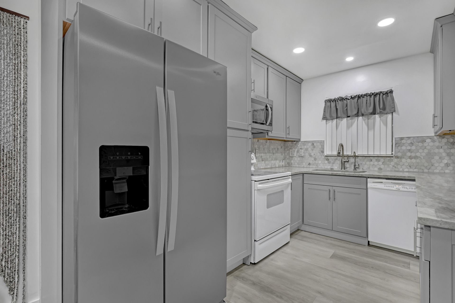 1100 Surf Road, Unit 215, Singer Island, FL 33404 Photo