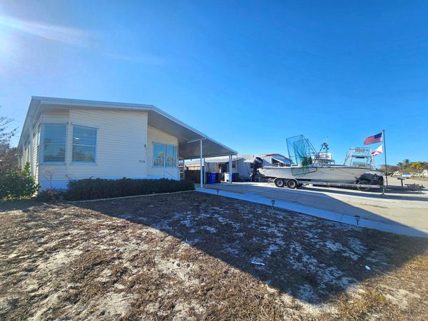 8110 SE Eagle Avenue, Hobe Sound, FL 33455