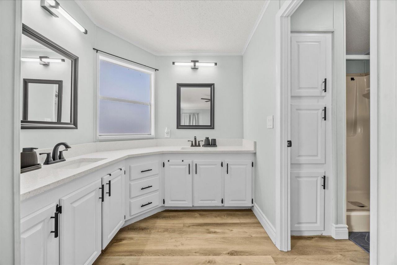 8110 SE Eagle Avenue, Hobe Sound, FL 33455 Photo