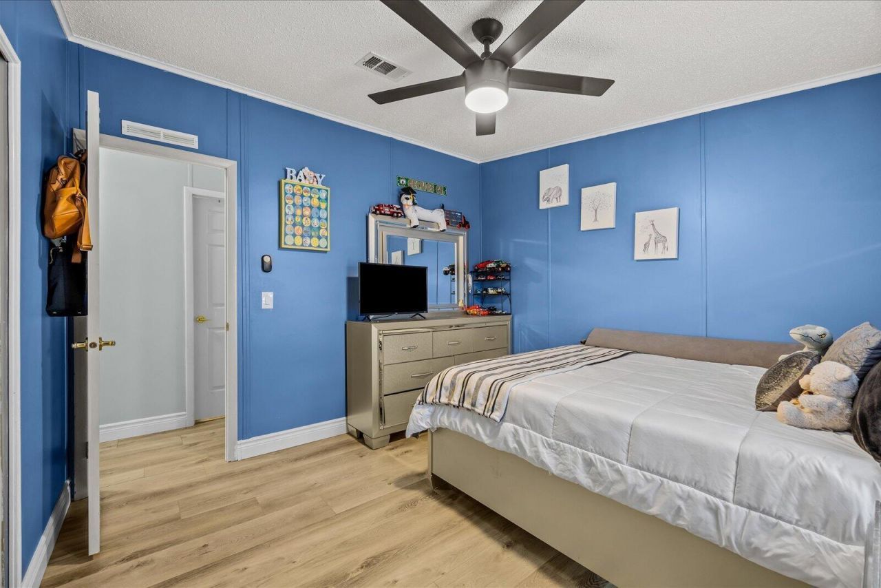 8110 SE Eagle Avenue, Hobe Sound, FL 33455 Photo