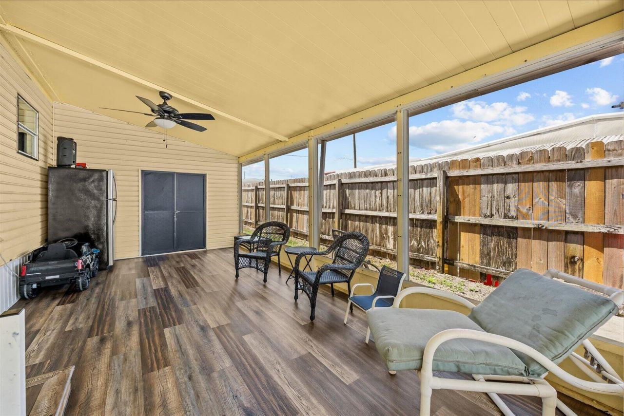 8110 SE Eagle Avenue, Hobe Sound, FL 33455 Photo