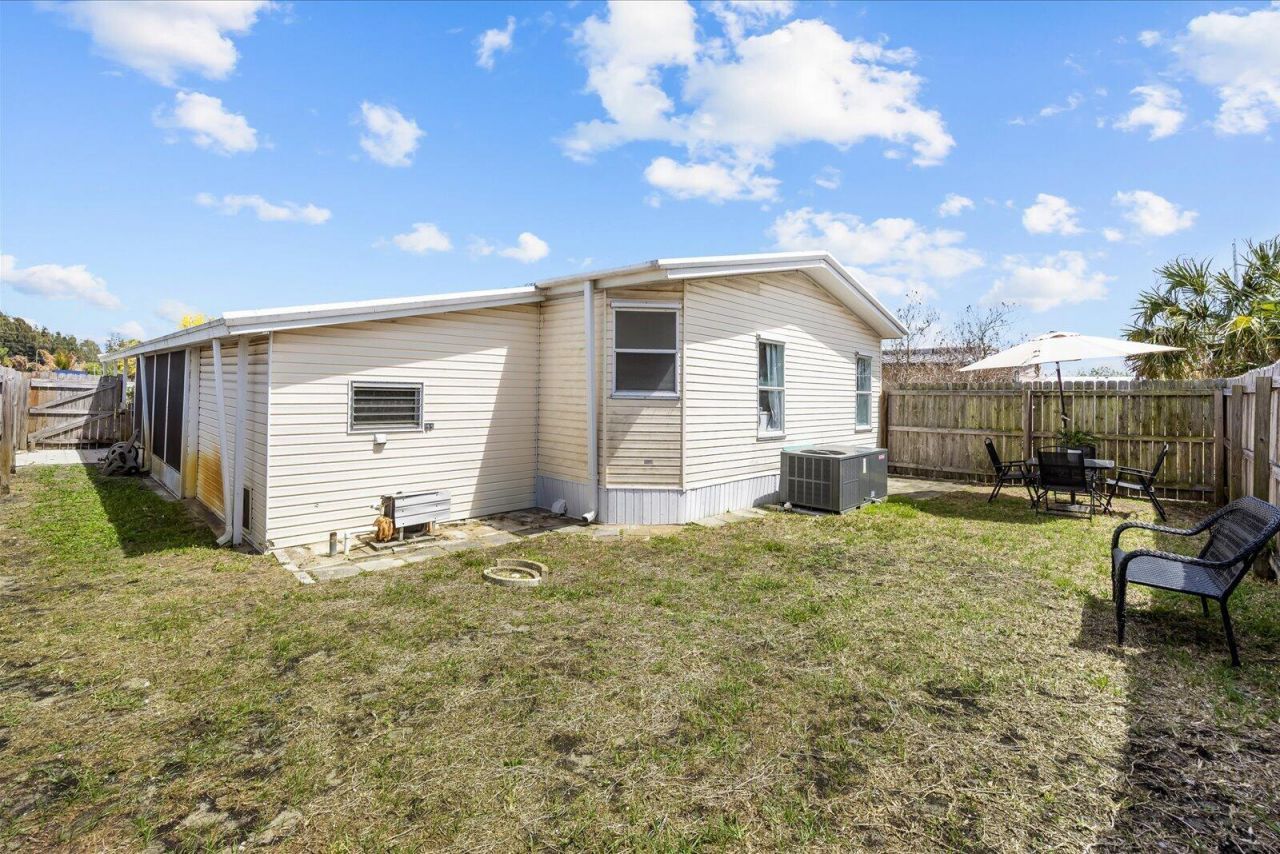 8110 SE Eagle Avenue, Hobe Sound, FL 33455 Photo