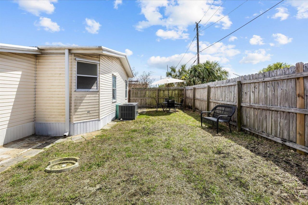 8110 SE Eagle Avenue, Hobe Sound, FL 33455 Photo