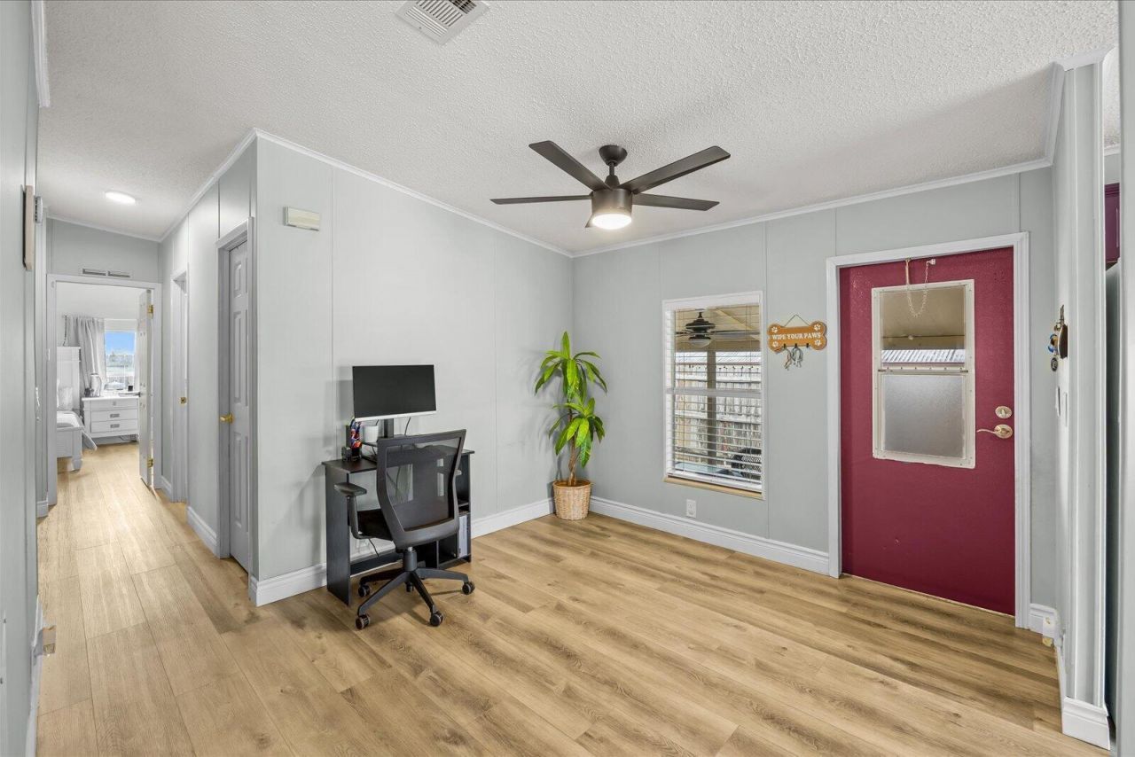 8110 SE Eagle Avenue, Hobe Sound, FL 33455 Photo