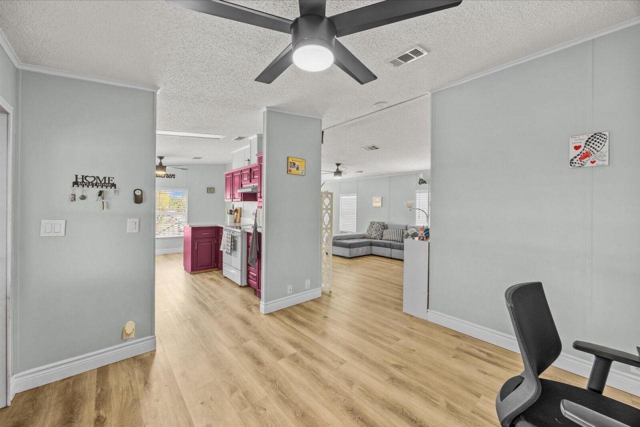 8110 SE Eagle Avenue, Hobe Sound, FL 33455 Photo