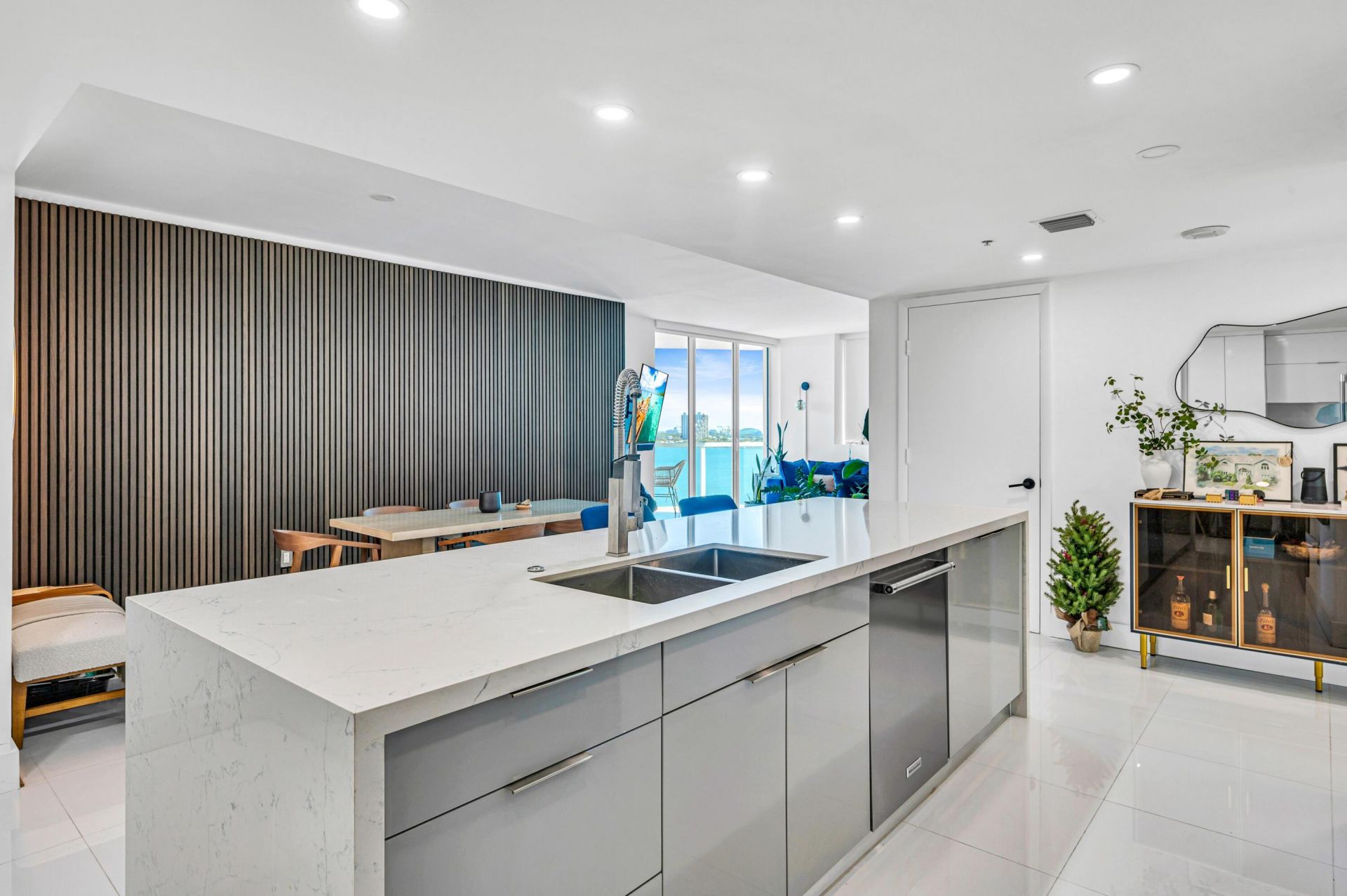 665 NE 25th Street, Unit 1001, Miami, FL 33137 Photo