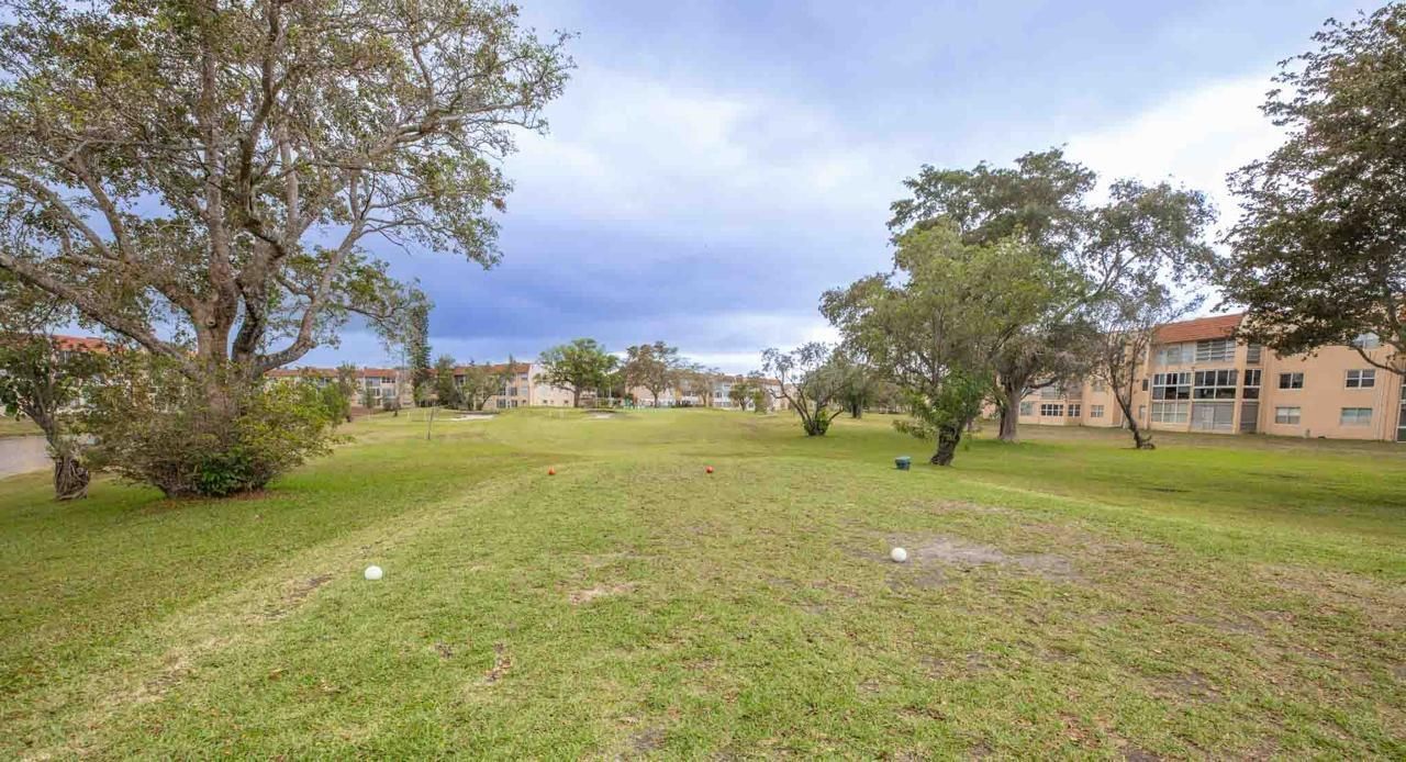 9041 Sunrise Lakes Boulevard, Unit 111, Sunrise, FL 33322 Photo