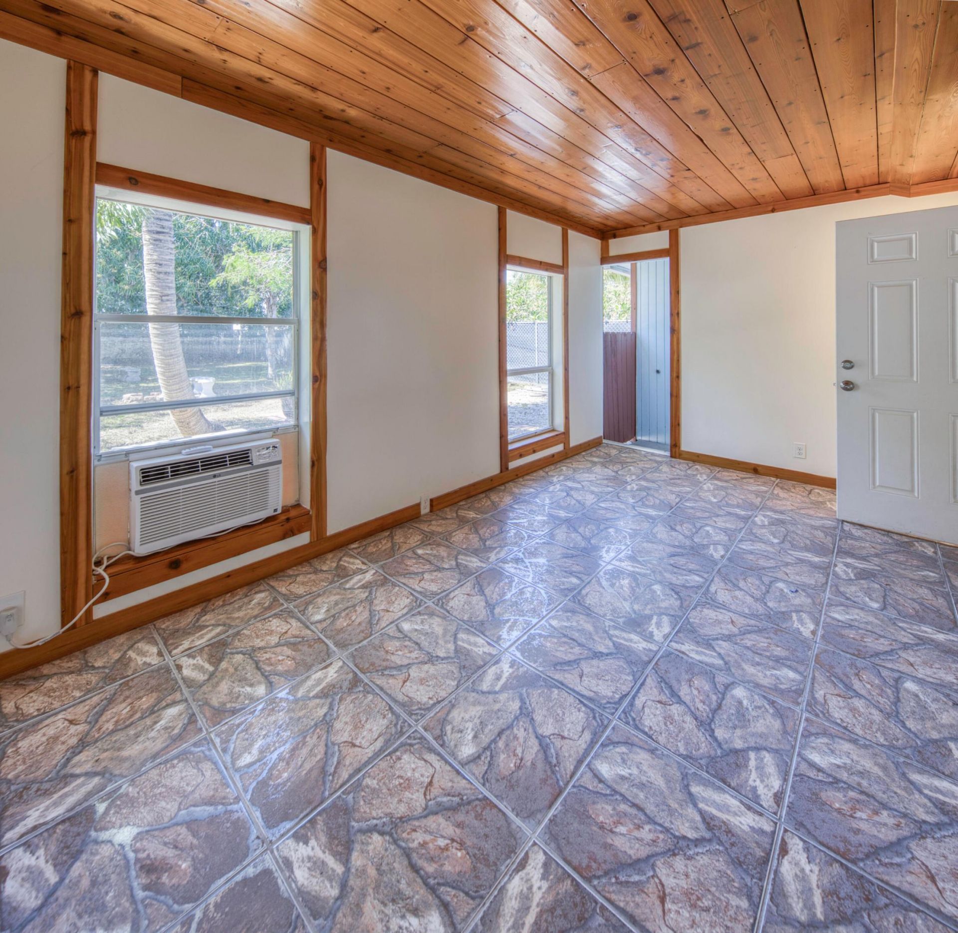 341 Pinewood Street, Lantana, FL 33462 Photo