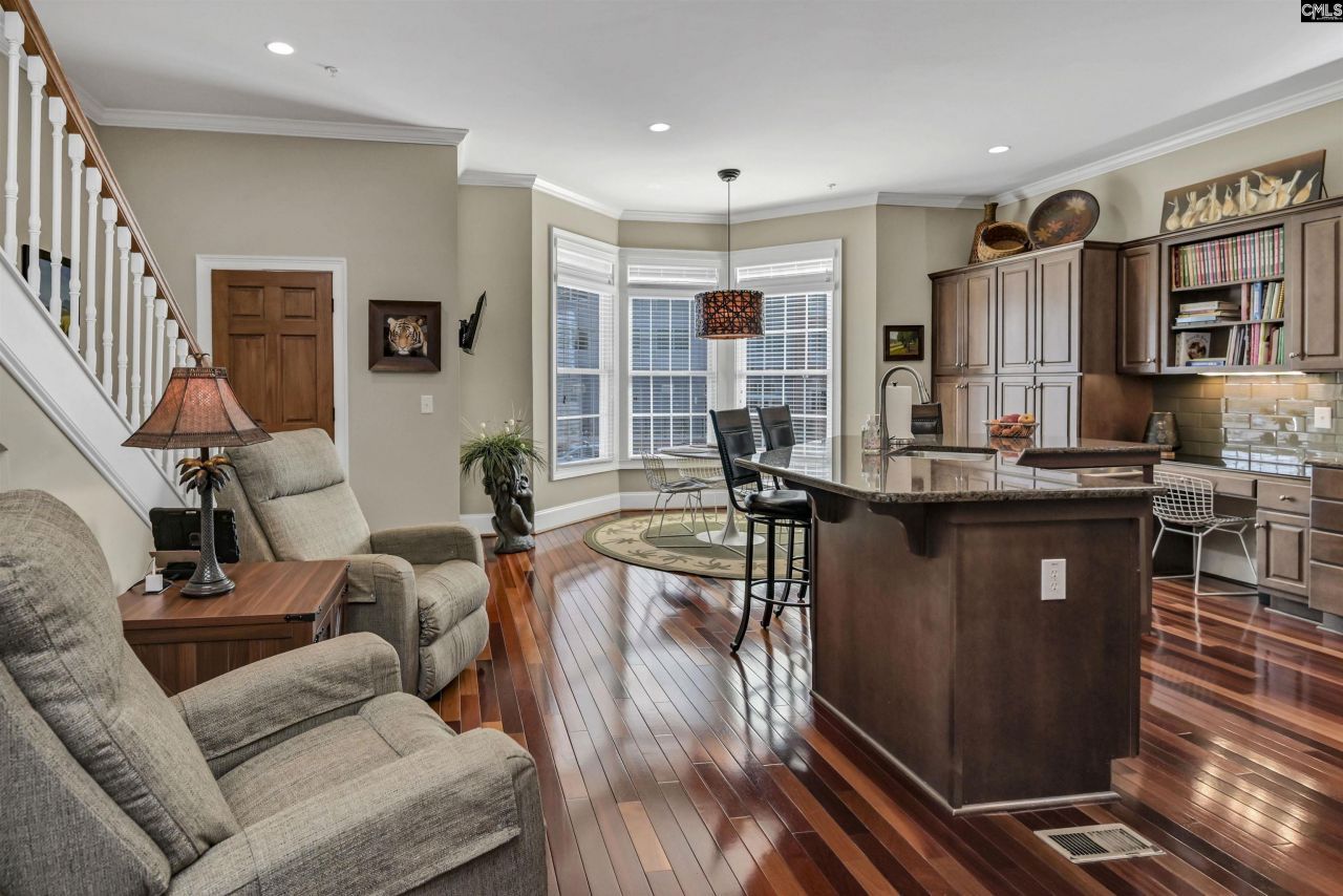 1127 Williams Street Photo 18