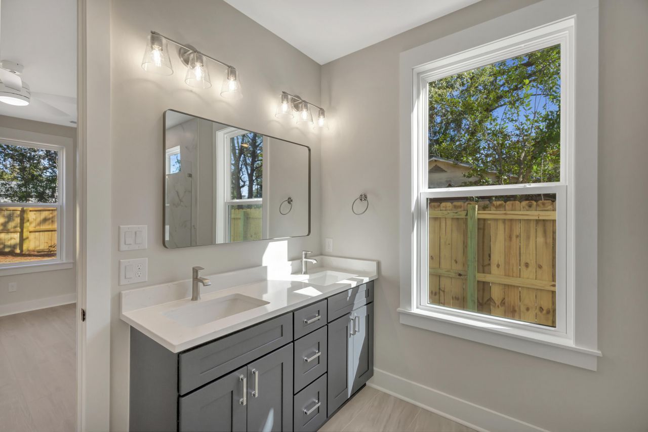 1910/1912 Piper Drive Photo 20