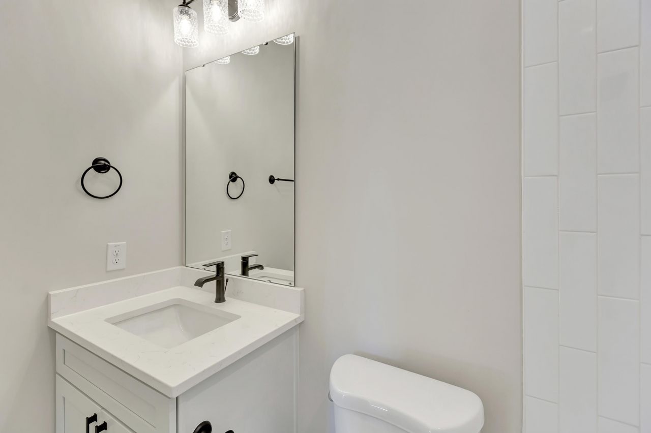 1910/1912 Piper Drive Photo 34