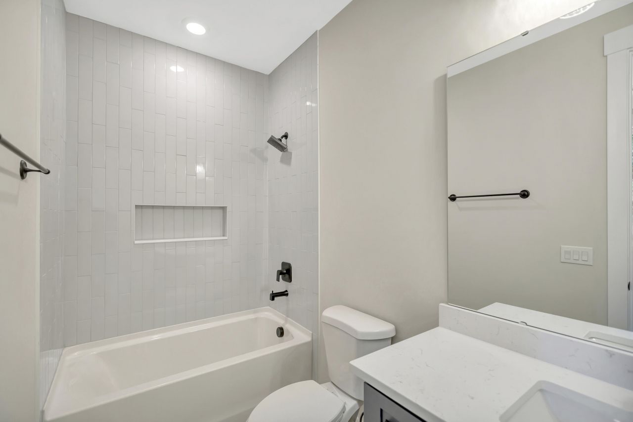 1910/1912 Piper Drive Photo 35