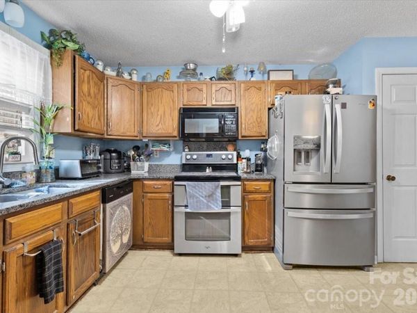 51 Poplar Tree Lane, Etowah, NC 28729