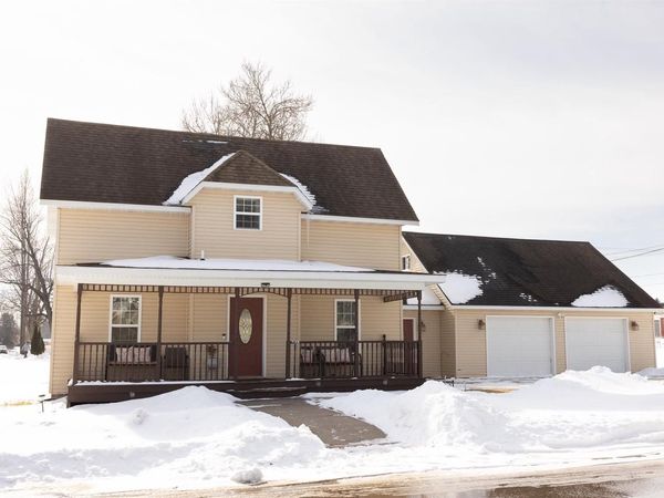 219 N 2ND STREET, Abbotsford, WI 54405
