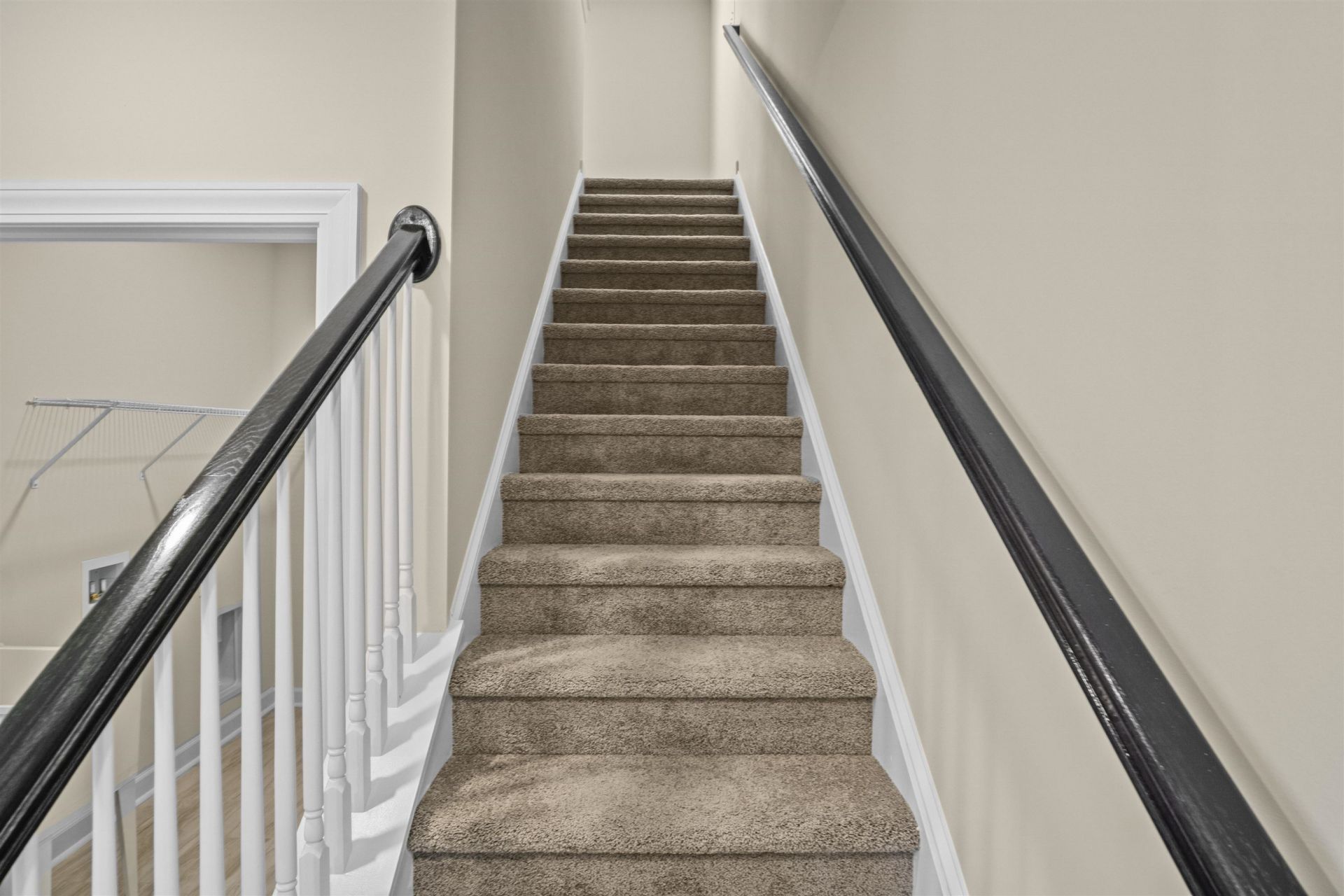 401 Starlit Way Photo 22