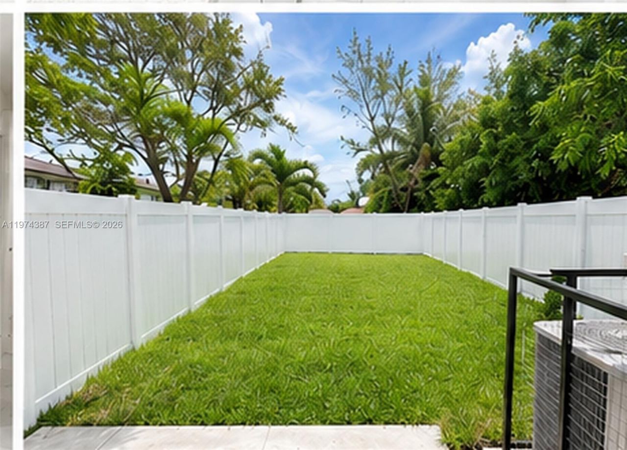 3131 NW 60 St., Miami, FL 33142 Photo