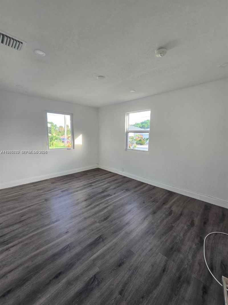 719 21st St , West Palm Beach, FL 33407 Photo