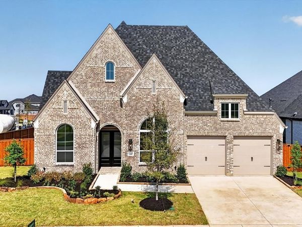 1401 Buttercup Avenue, Aubrey, TX 76227
