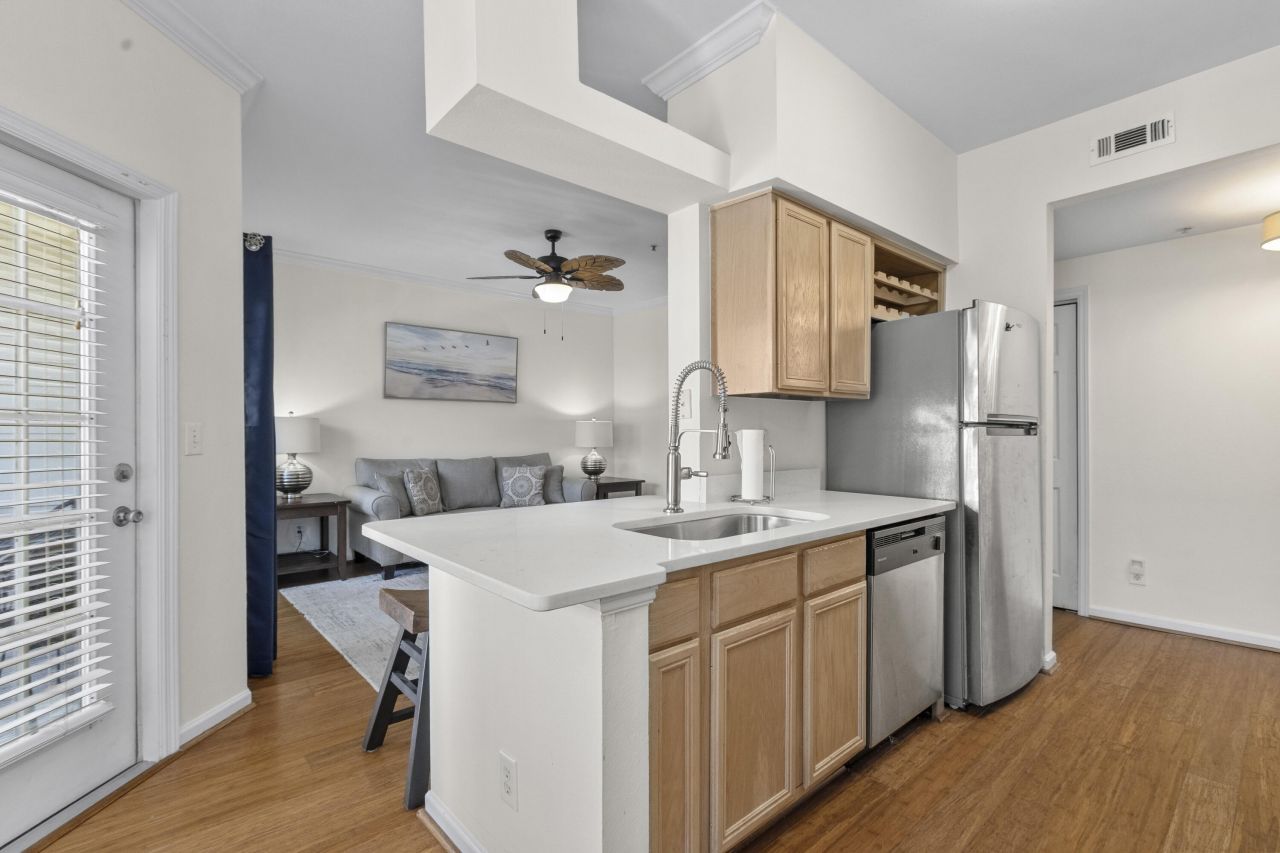 700 Daniel Ellis Drive Photo 17