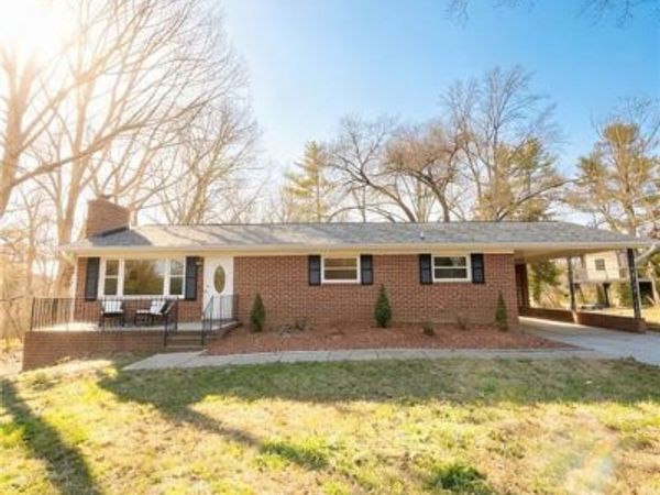 4561 Emily Drive , Kernersville, NC 27284