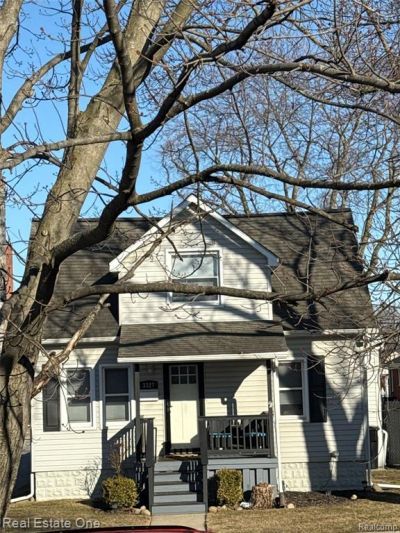 3327 20th Street, Wyandotte, MI 48192 Main Photo