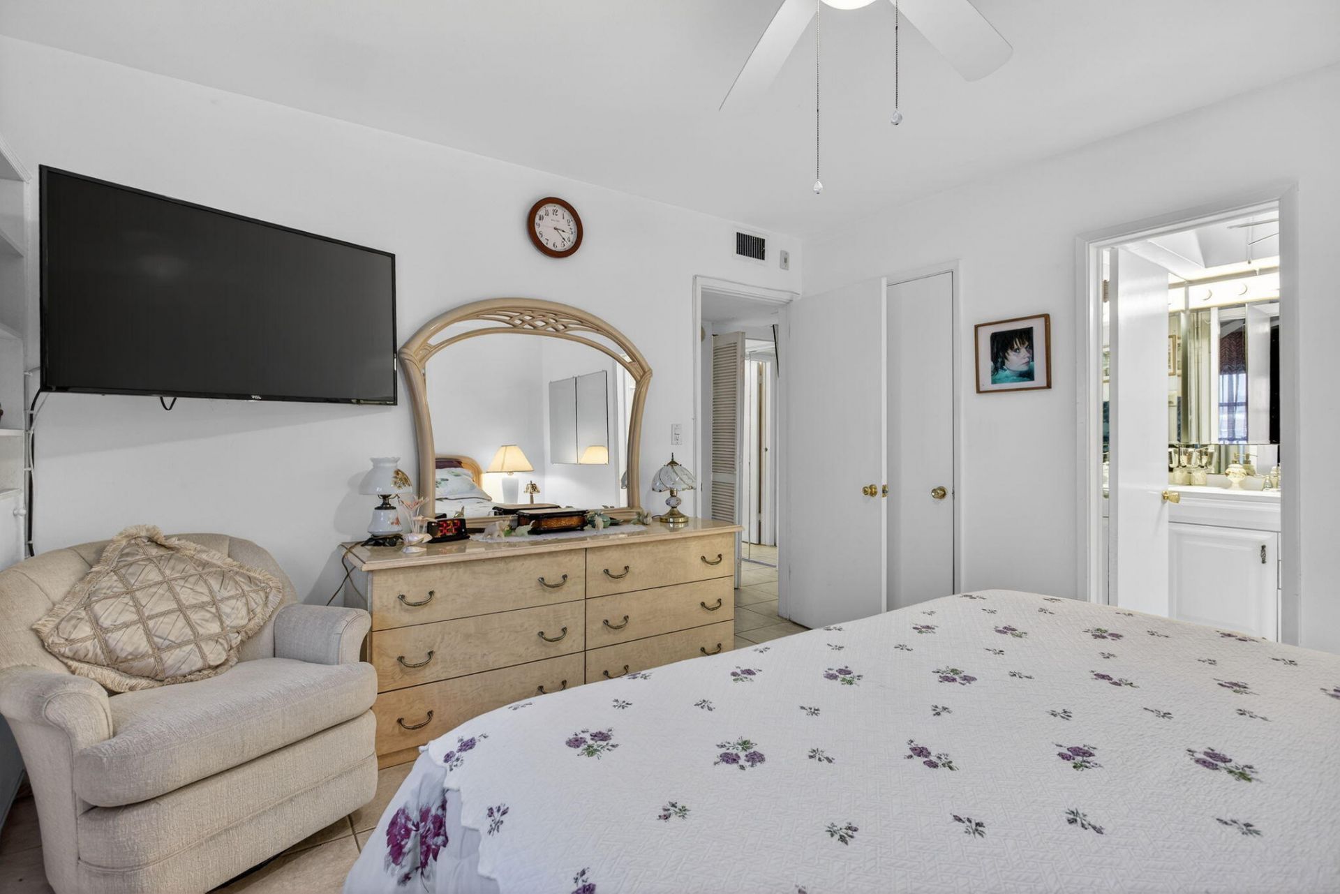 100 SE 6th Avenue, Unit 303, Pompano Beach, FL 33060 Photo