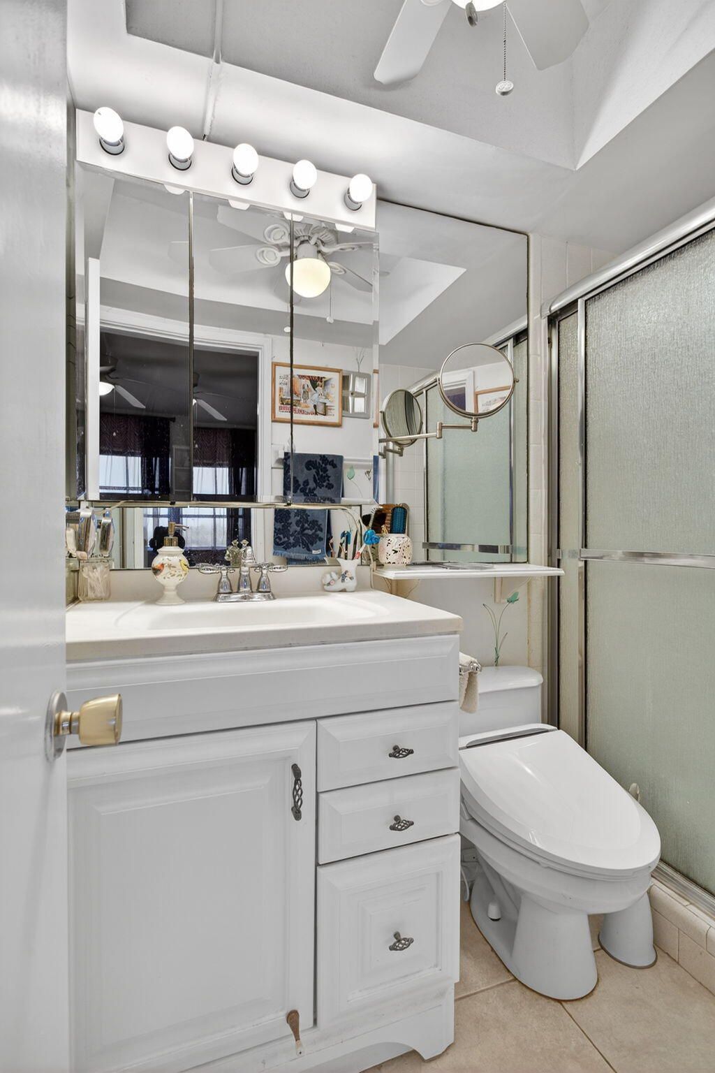 100 SE 6th Avenue, Unit 303, Pompano Beach, FL 33060 Photo