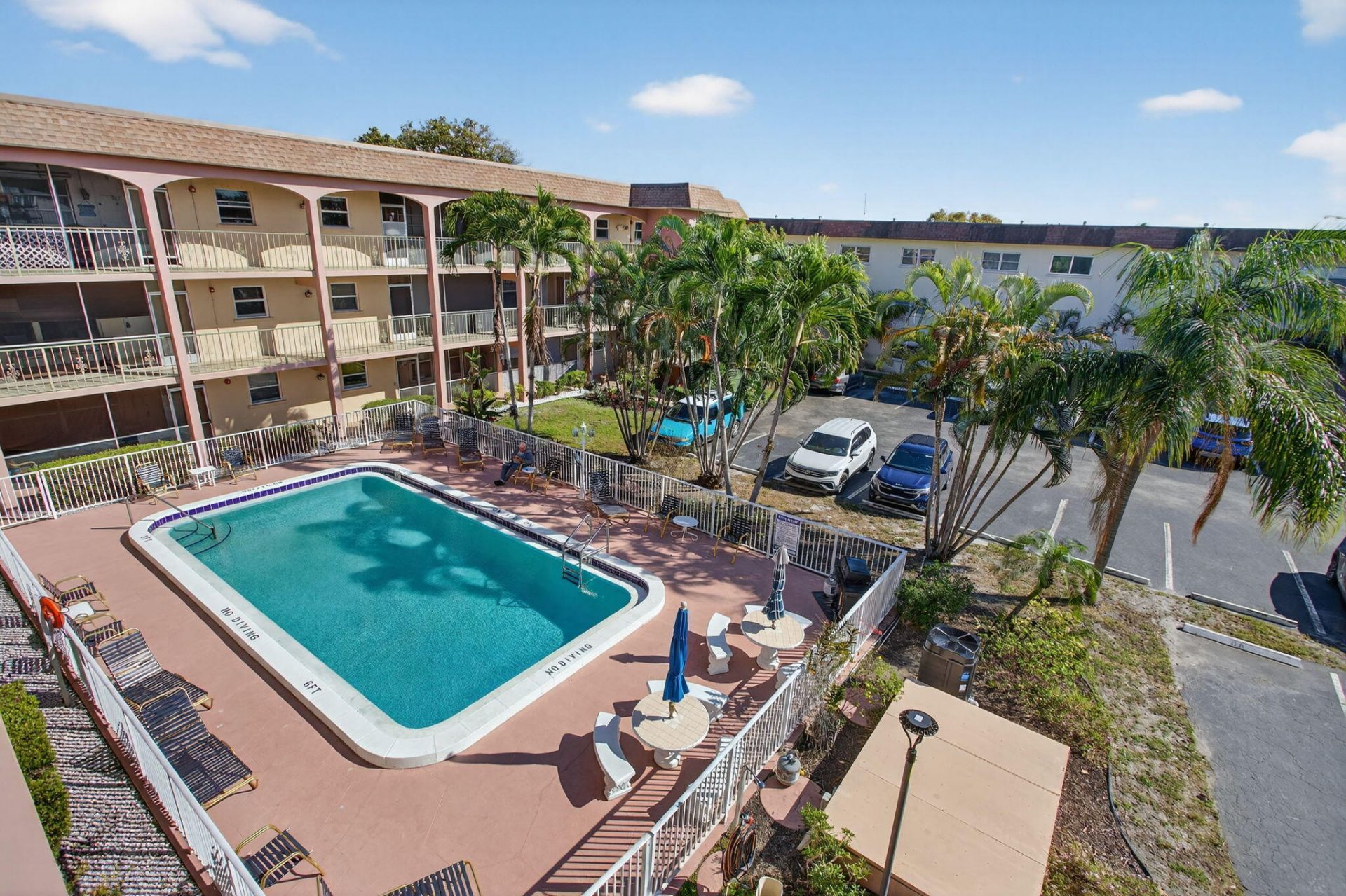 100 SE 6th Avenue, Unit 303, Pompano Beach, FL 33060 Photo