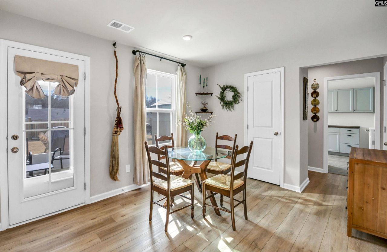 3043 Blue Brook Lane  Photo 13