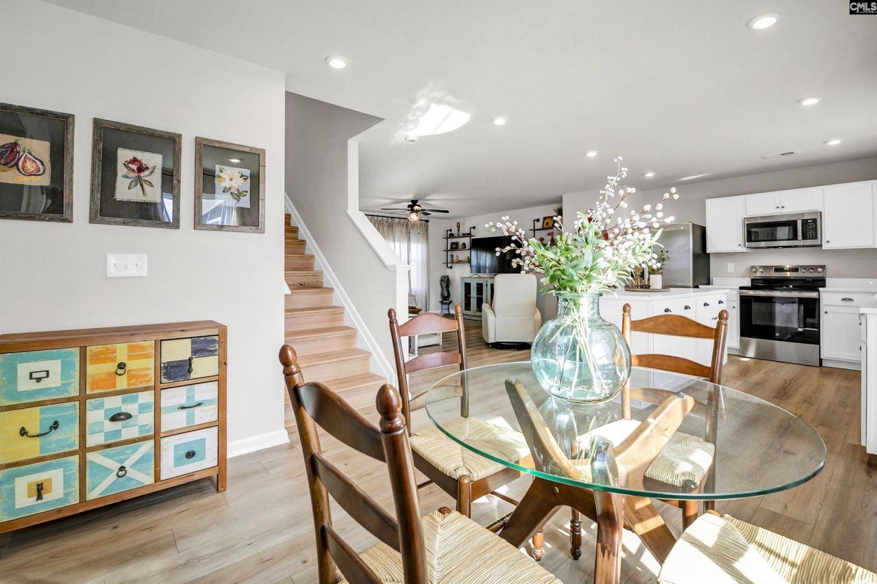 3043 Blue Brook Lane  Photo 15