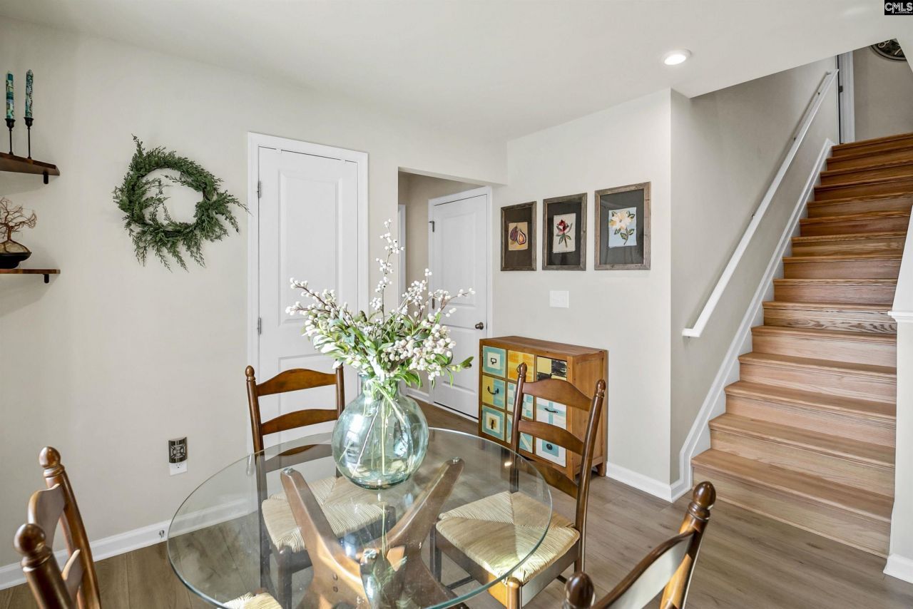 3043 Blue Brook Lane  Photo 16