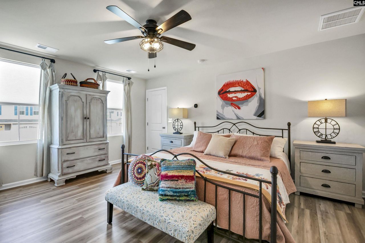 3043 Blue Brook Lane  Photo 22