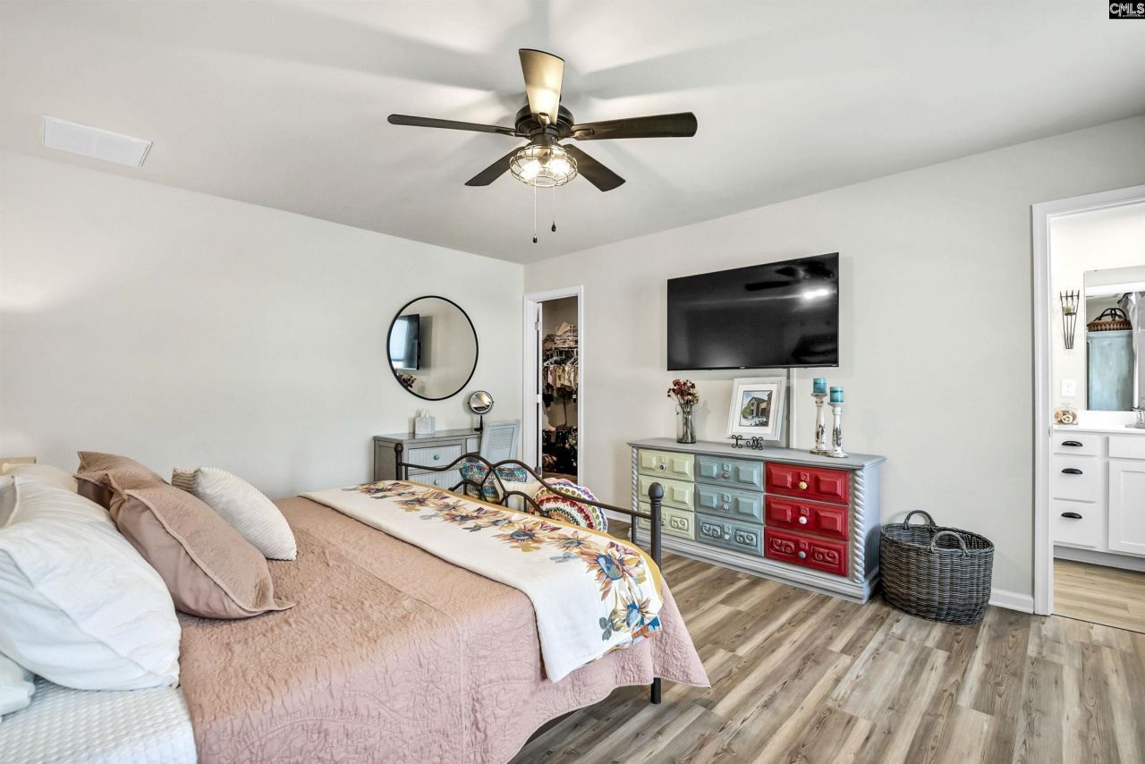 3043 Blue Brook Lane  Photo 25