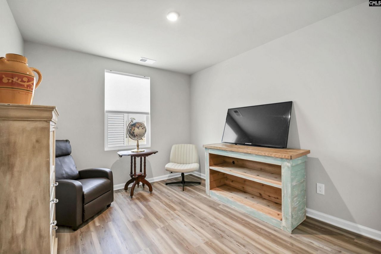 3043 Blue Brook Lane  Photo 33