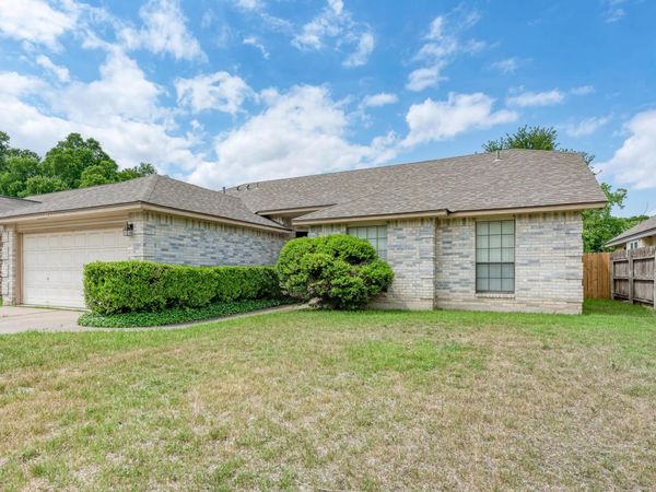2104 Mimosa TRL , Round Rock, TX 78664
