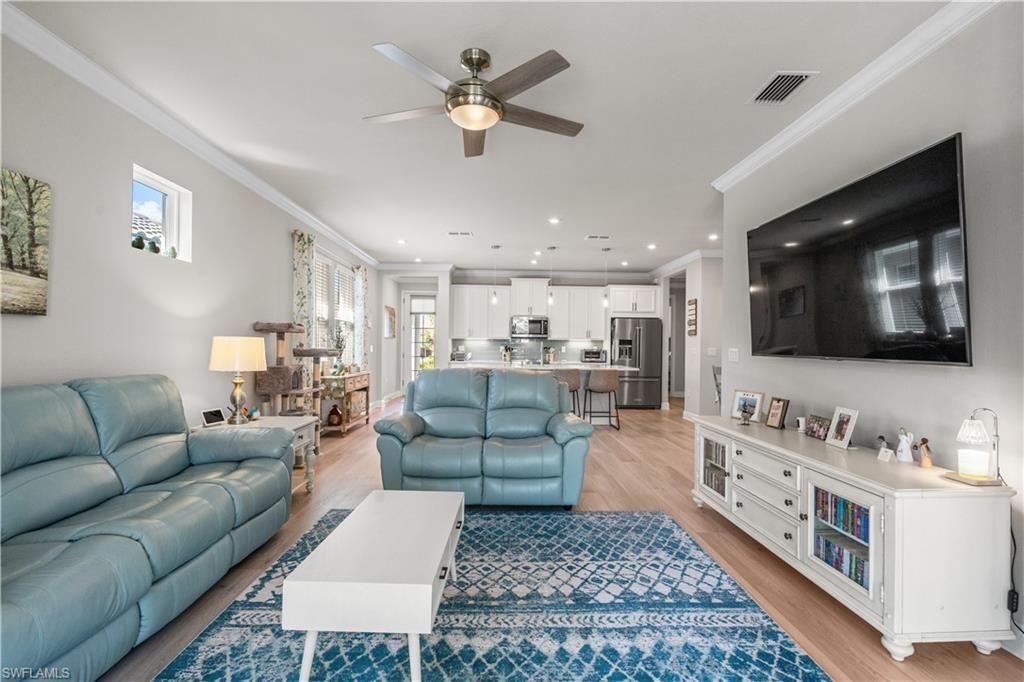 10357 Bonavie Cove Dr , Fort Myers, FL 33966 Photo