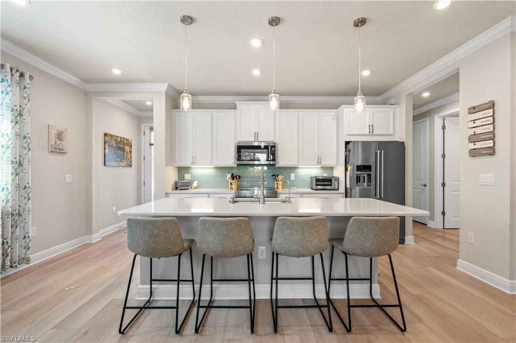 10357 Bonavie Cove Dr , Fort Myers, FL 33966 Photo