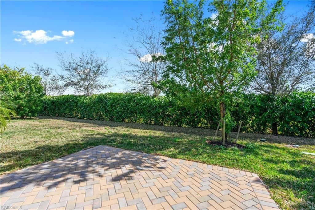 10357 Bonavie Cove Dr , Fort Myers, FL 33966 Photo