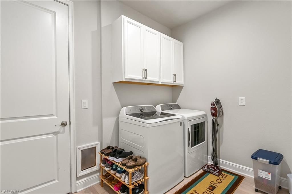 10357 Bonavie Cove Dr , Fort Myers, FL 33966 Photo