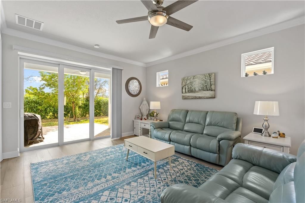 10357 Bonavie Cove Dr , Fort Myers, FL 33966 Photo