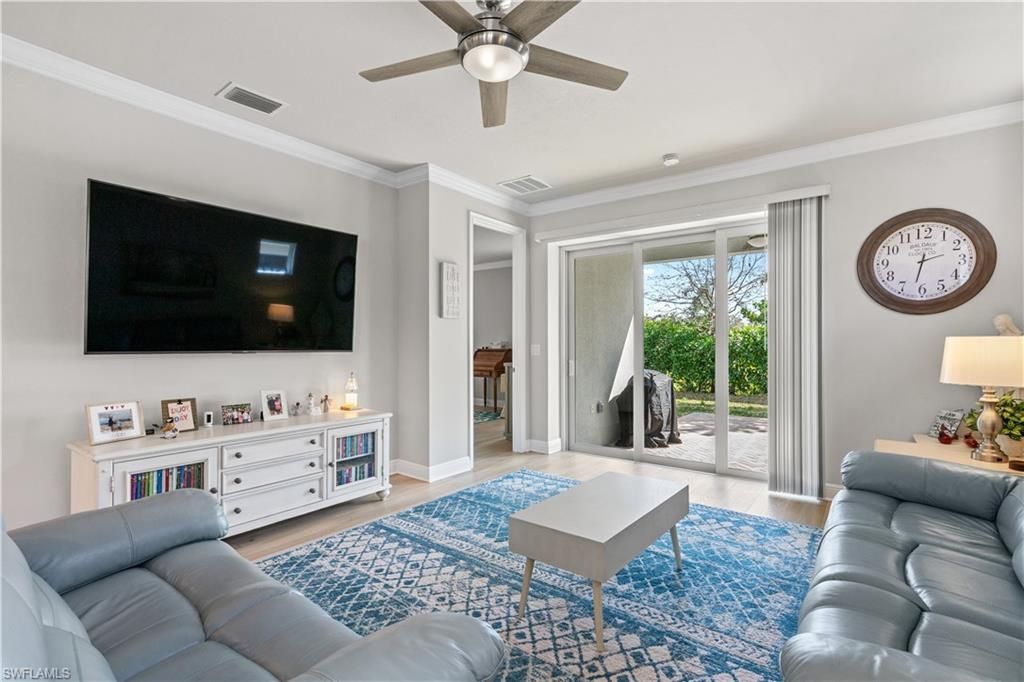 10357 Bonavie Cove Dr , Fort Myers, FL 33966 Photo