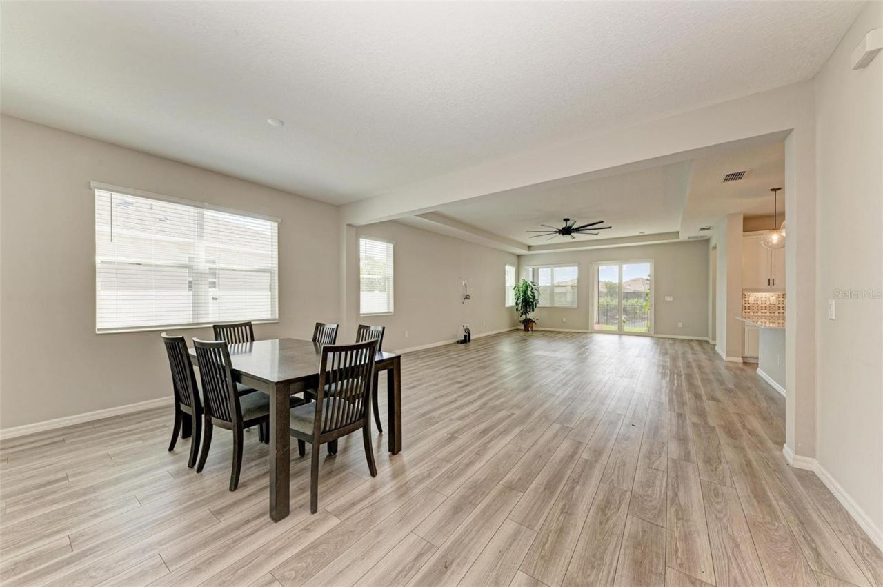 3519 74th Avenue Circle E, Sarasota, FL 34243 Photo