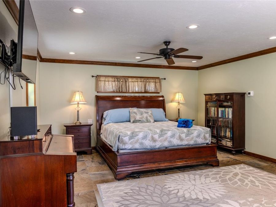 Property Image 63