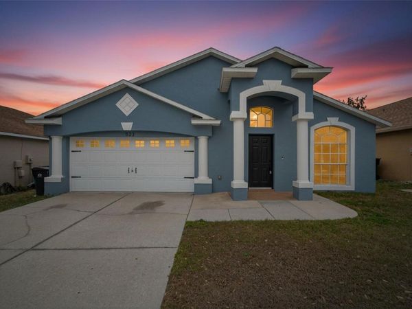 523 NAPA VALLEY CIRCLE , VALRICO, FL 33594