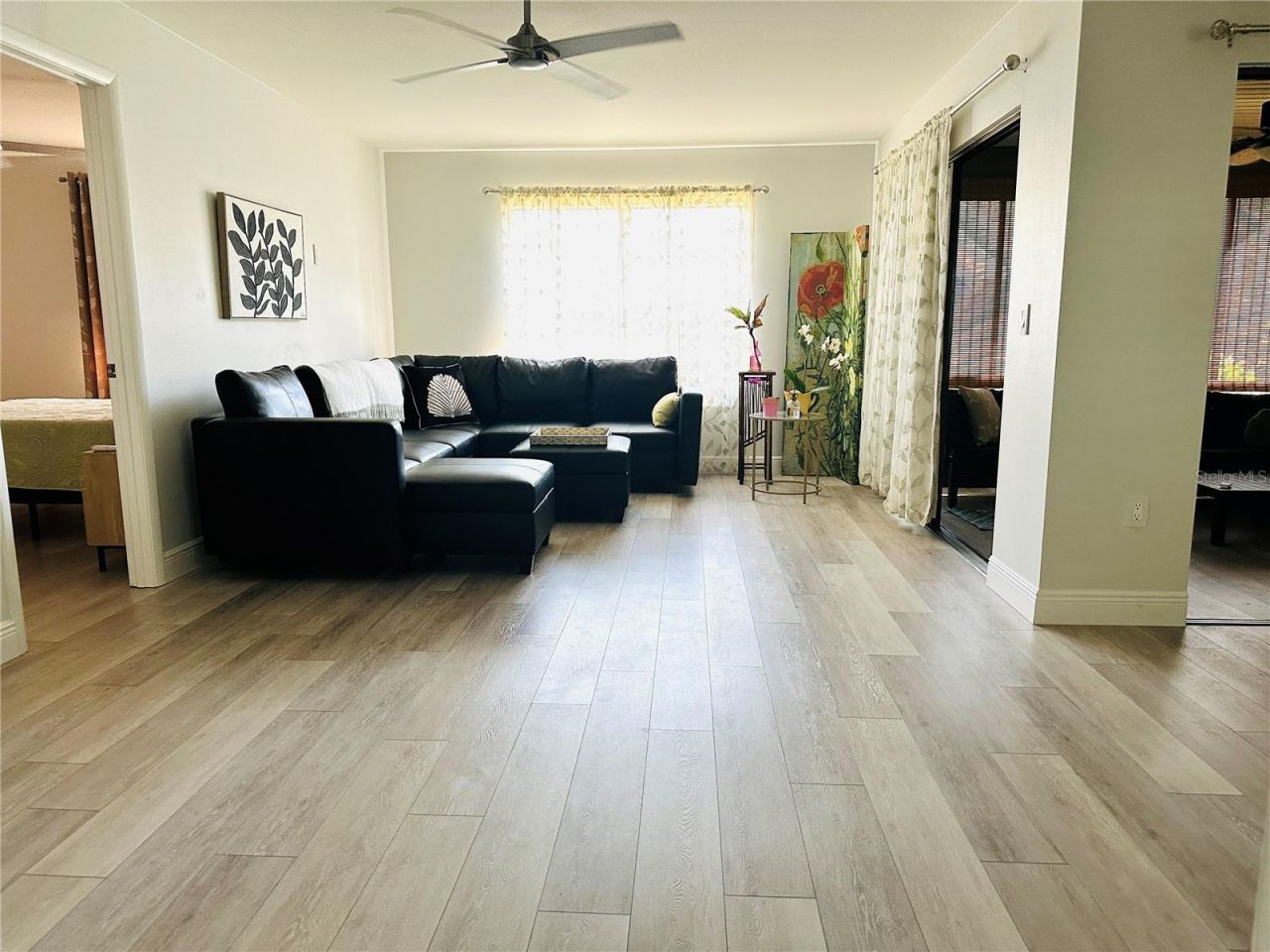 5061 Barrington Circle, Unit 1302, Sarasota, FL 34234 Photo