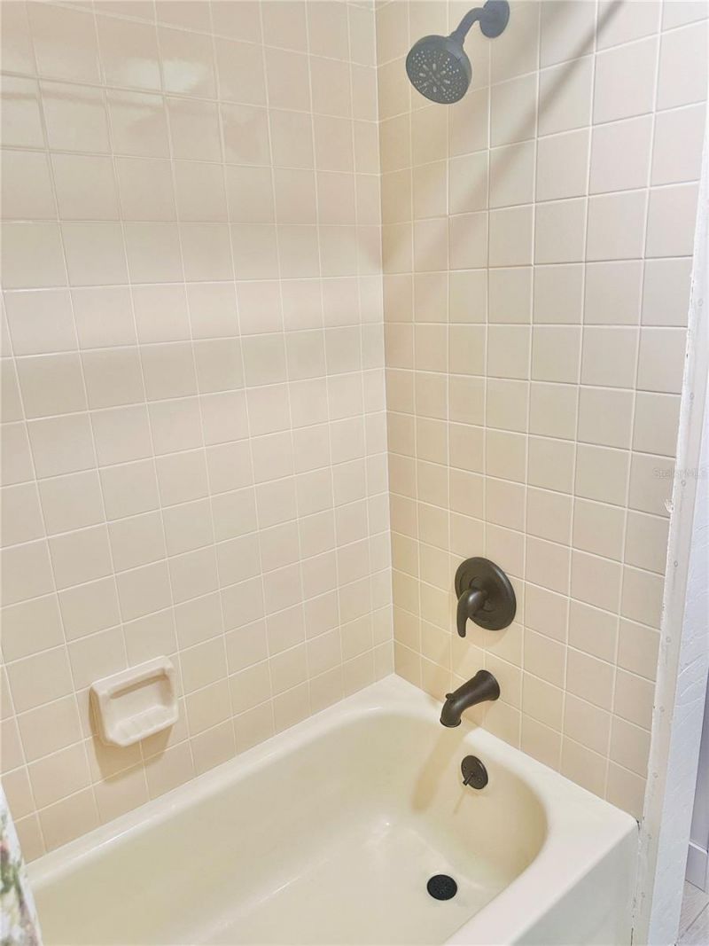 5061 Barrington Circle, Unit 1302, Sarasota, FL 34234 Photo