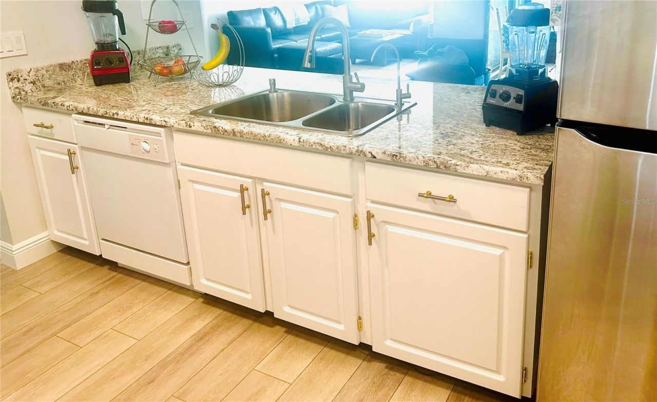 5061 Barrington Circle, Unit 1302, Sarasota, FL 34234 Photo