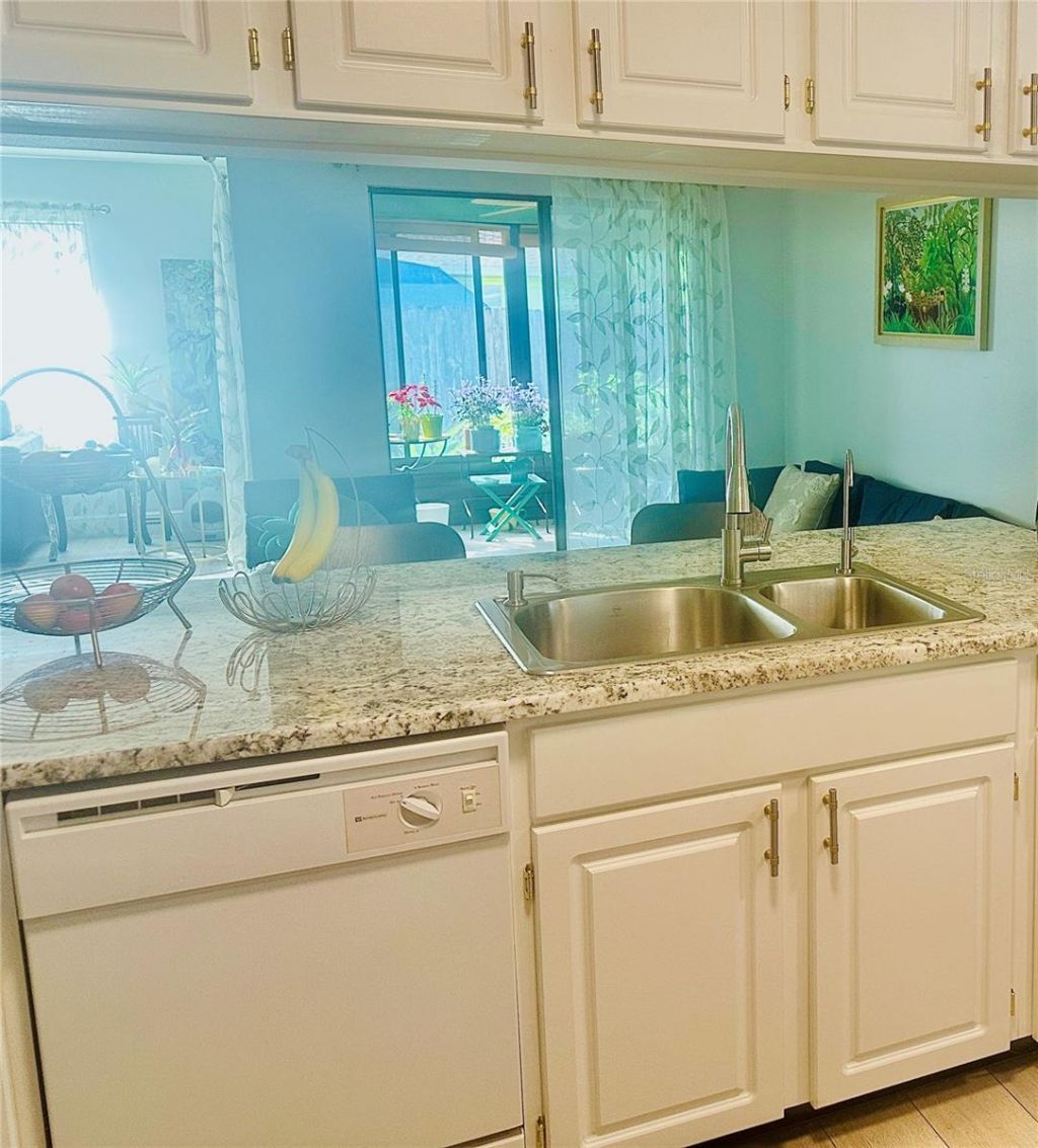 5061 Barrington Circle, Unit 1302, Sarasota, FL 34234 Photo