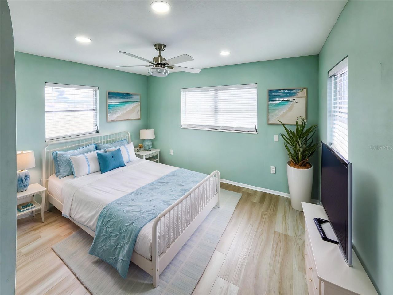 6112 1st Avenue W, Bradenton, FL 34209 Photo