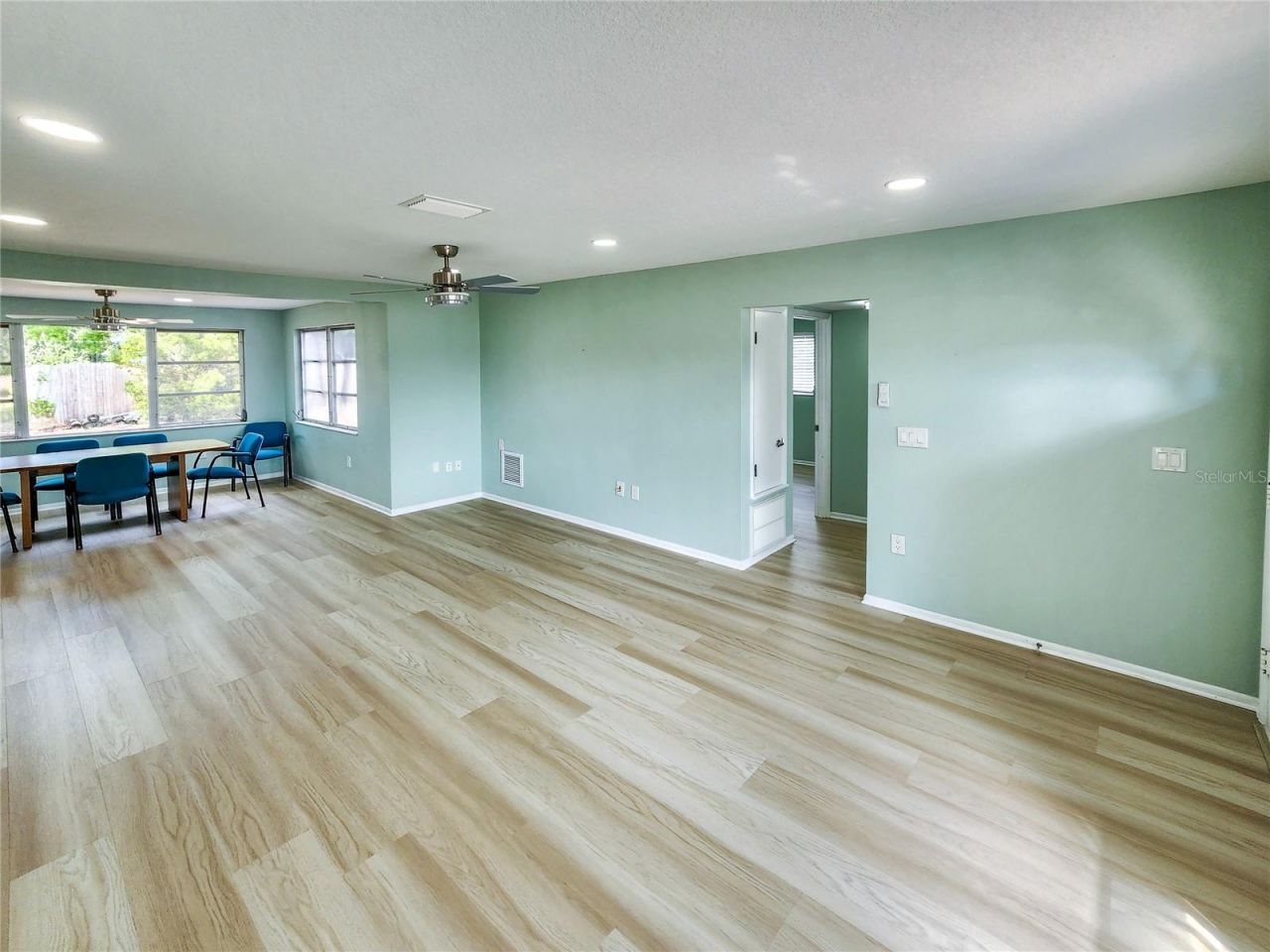 6112 1st Avenue W, Bradenton, FL 34209 Photo